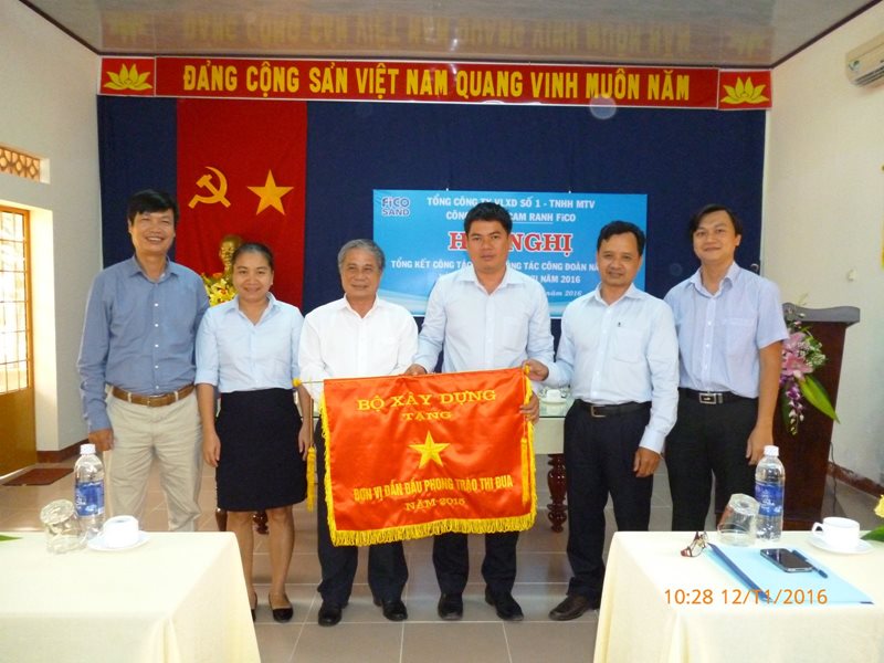 Dan-dau-phong-trao-thi-dua-2016.JPG Dan-dau-phong-trao-thi-dua-2016.JPG